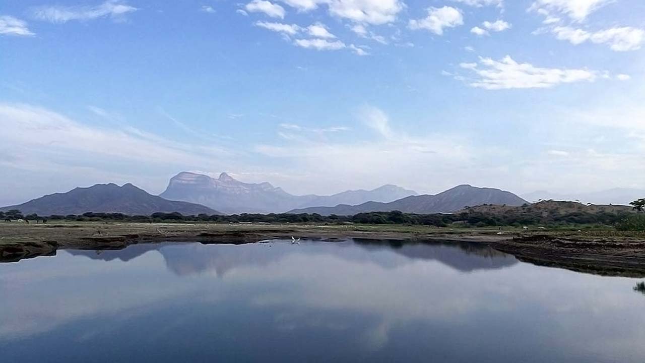Reservorio de Tinajones en Chongoyape Lambayeque