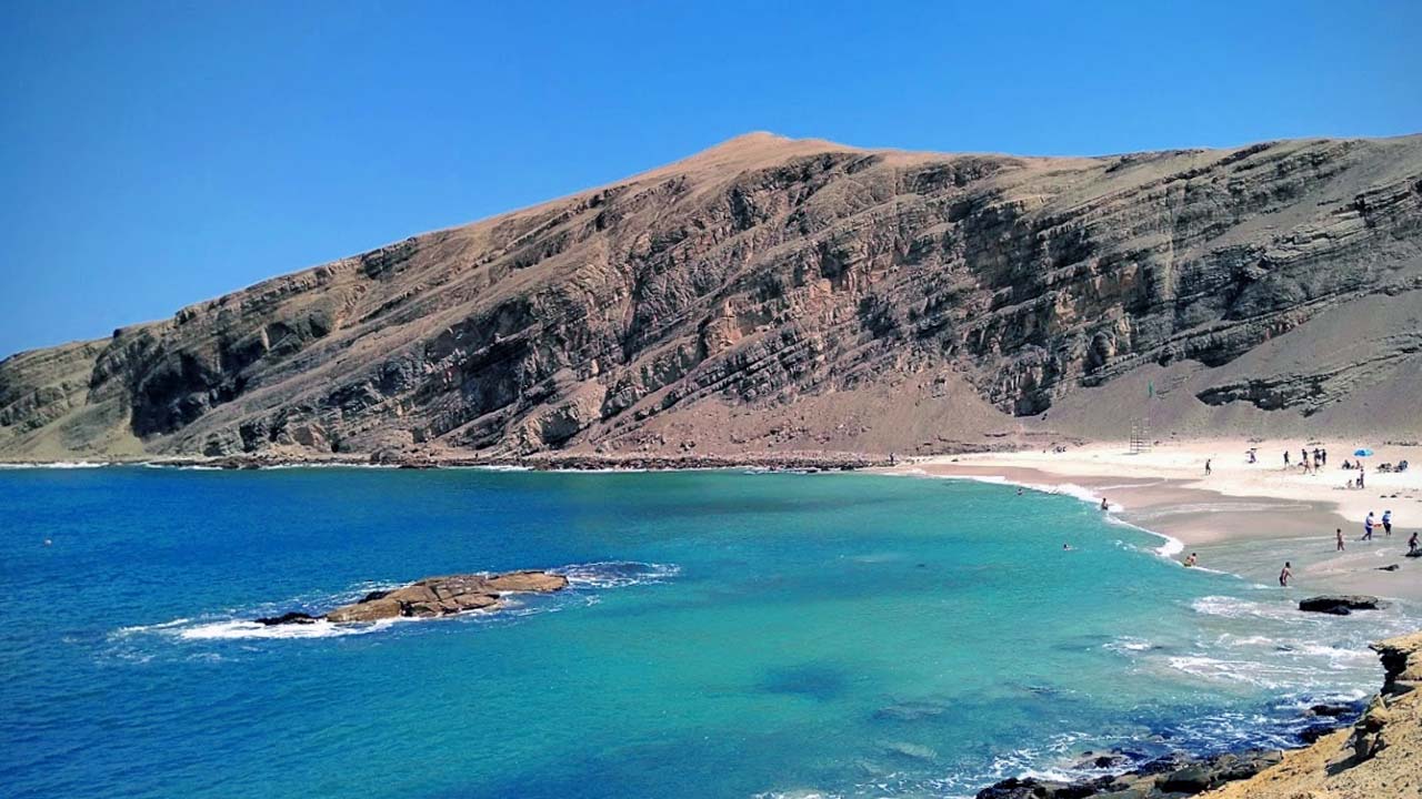 Playa la Mina en Pisco Ica